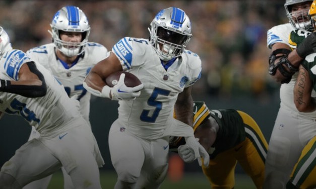 Montgomery’s 3 TDs lead Lions past Packers on TNF