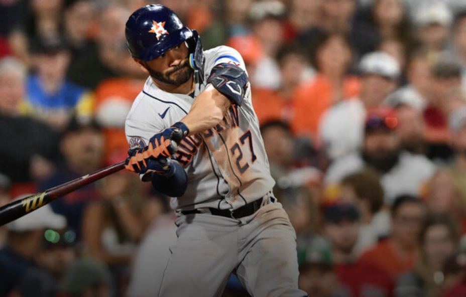 Astros’ Altuve homers to complete 1st career cycle
