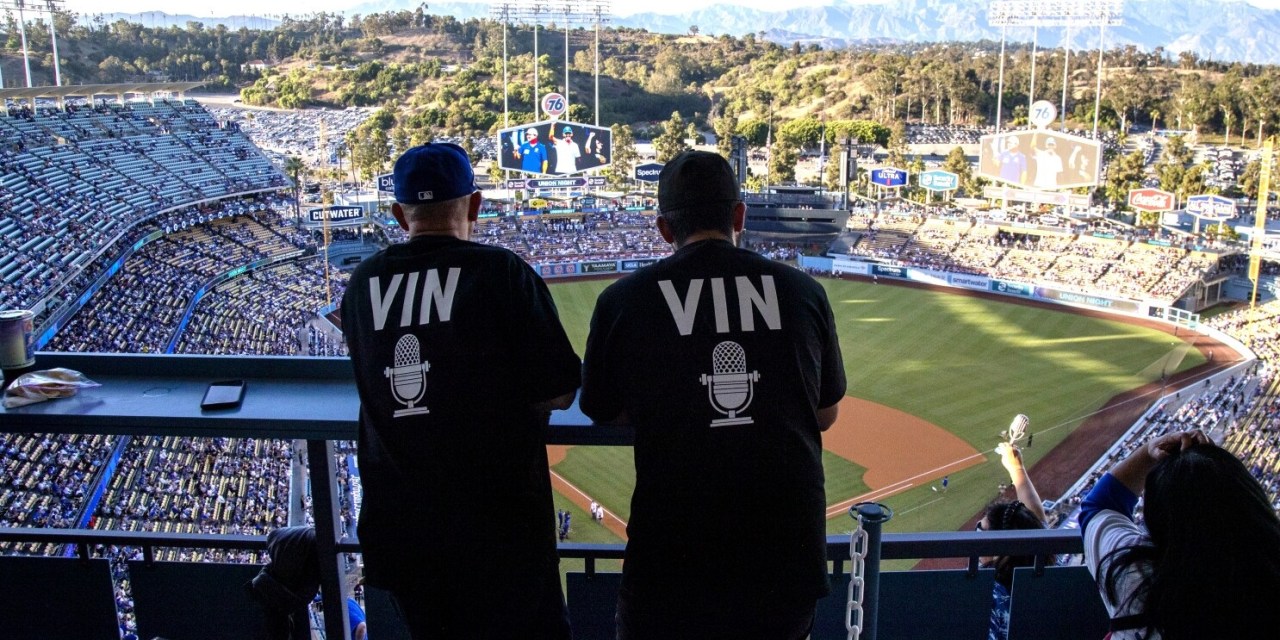 Blue Heaven: Dodgers, fans pay tribute to Scully