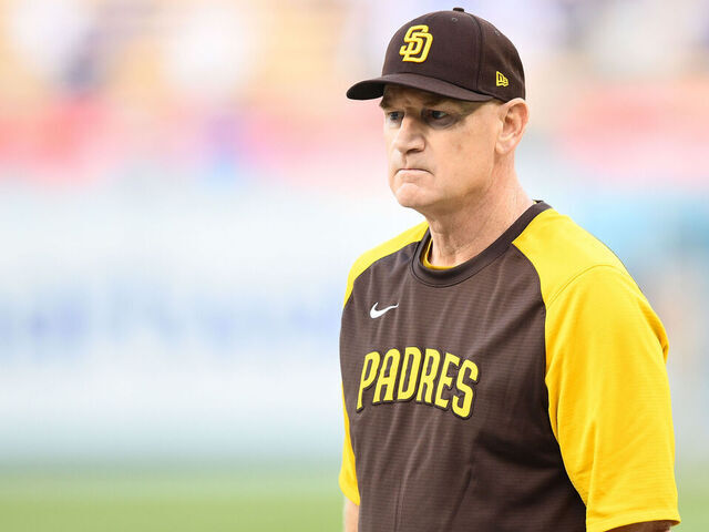 Padres’ Matt Williams to take leave after Opening Day due to colon cancer